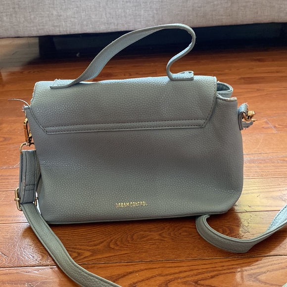 Dream Control New York bow crossbody bag grey. - Picture 2 of 11